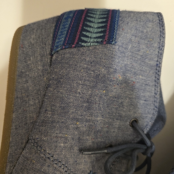 TOMS Speckled Denim Wedge Booties Tribal Design On Back Heels Laceup Shoes Sz 6 - Picture 8 of 17